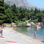 Seaside Family Friendly House With A Swimming Pool Mlini, Dubrovnik - 2145 Nyaraló Mlini