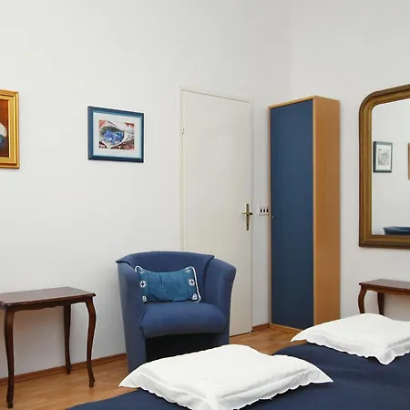بيت للعطل Seaside Family Friendly House With A Swimming Pool Mlini, Dubrovnik - 2145 مْليني