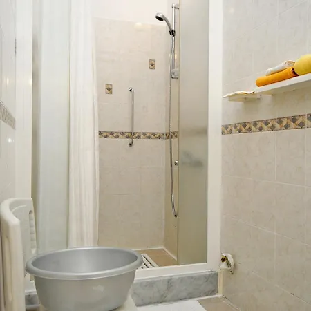 Seaside Family Friendly House With A Swimming Pool Mlini, Dubrovnik - 2145 مْليني