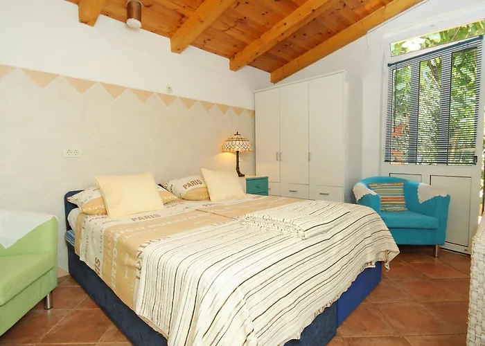 Seaside Family Friendly House With A Swimming Pool Mlini, Dubrovnik - 2145 米利尼